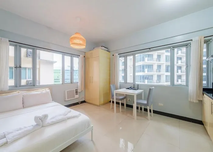 Modern Stylish In Morgan Mckinley With Wi-fi Apartment
