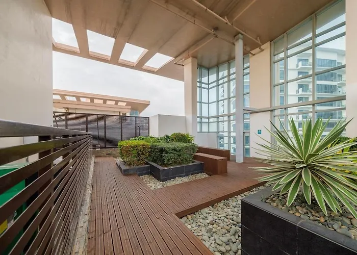 Modern Stylish In Morgan Mckinley With Wi-fi Apartment Manila