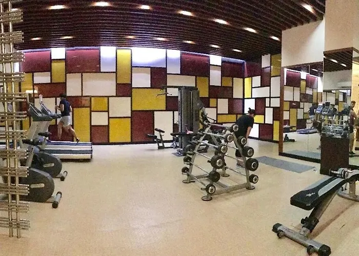 Modern Stylish In Morgan Mckinley With Wi-fi Apartment Manila